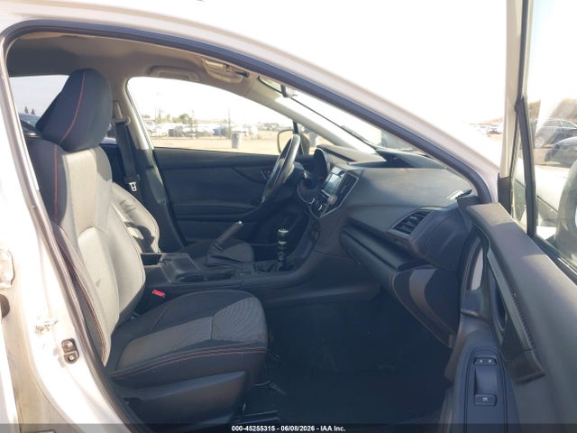 Subaru Crosstrek 2.0i Premium 2018 JF2GTABC6J9290990 Image 5