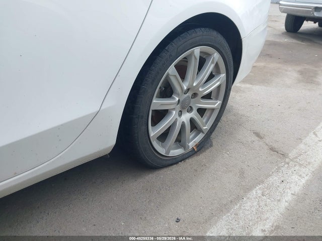 Aukcja sprzedaży 2011 Audi A4 2.0t Premium, vin: WAUAFAFL2BN014933, numer aukcji: 45255336