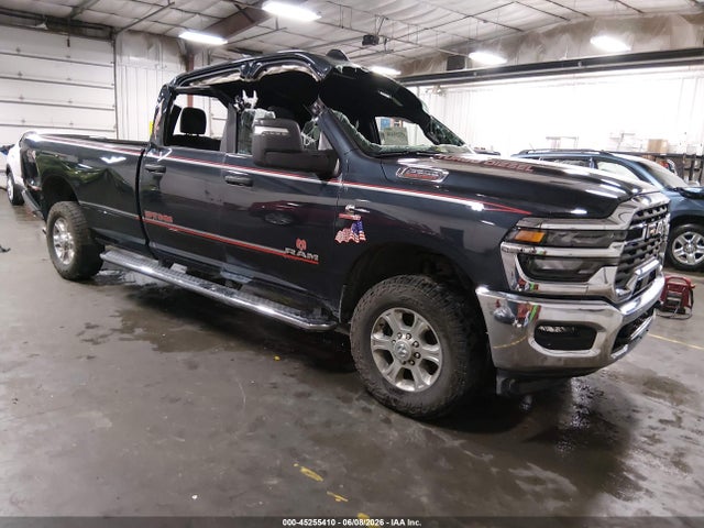 45255410 :رقم المزاد ، 3C63R3HL6TG193300 vin ، 2026 Ram 3500 Big Horn  4x4 8' Box مزاد بيع