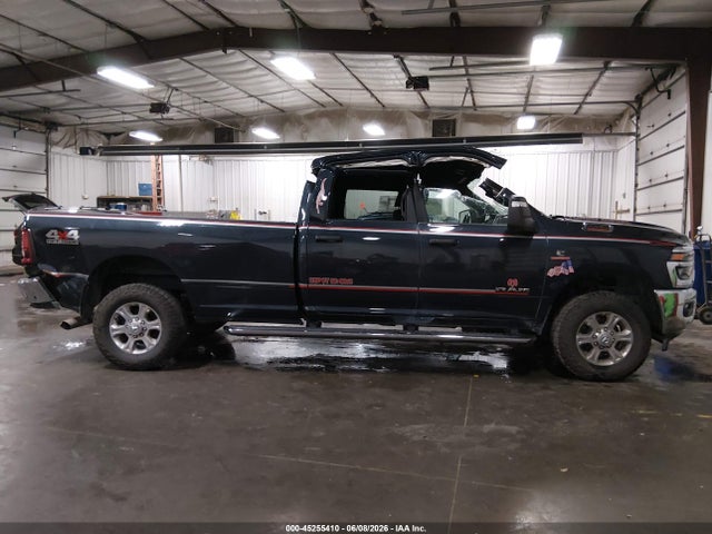 2026 Ram 3500 Big Horn  4x4 8' Box მანქანა იყიდება აუქციონზე, vin: 3C63R3HL6TG193300, აუქციონის ნომერი: 45255410