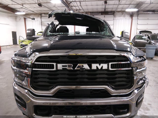 2026 Ram 3500 Big Horn  4x4 8' Box მანქანა იყიდება აუქციონზე, vin: 3C63R3HL6TG193300, აუქციონის ნომერი: 45255410