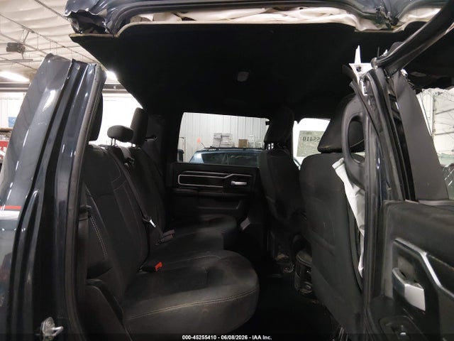 2026 Ram 3500 Big Horn  4x4 8' Box მანქანა იყიდება აუქციონზე, vin: 3C63R3HL6TG193300, აუქციონის ნომერი: 45255410