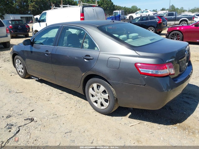 45255455 :رقم المزاد ، 4T1BF3EK2AU095427 vin ، 2010 Toyota Camry Le مزاد بيع