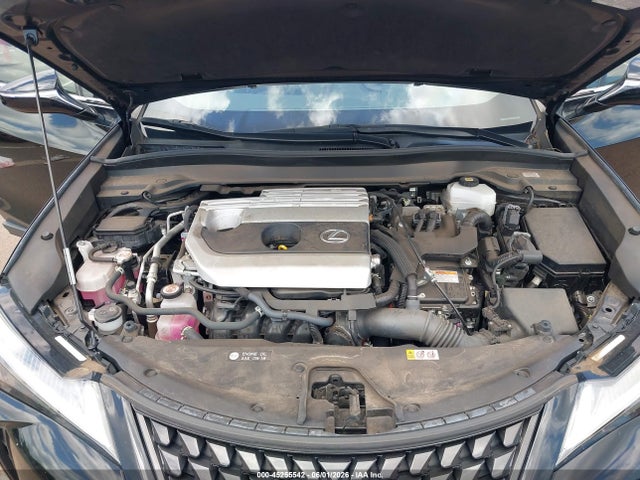 Lexus UX 250H 2023 JTHX6JBH6P2134465 Image 10