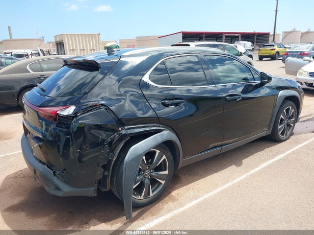 Lexus UX 250H 2023 JTHX6JBH6P2134465 Image 4