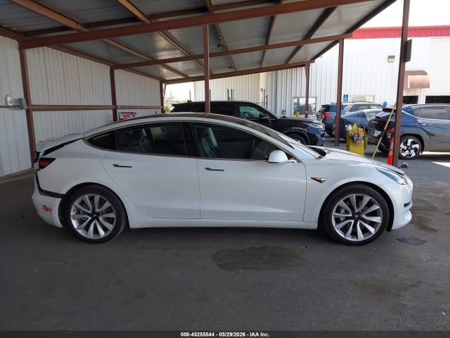 5YJ3E1EA0JF062927 Tesla Model 3 Long Range/mid Range