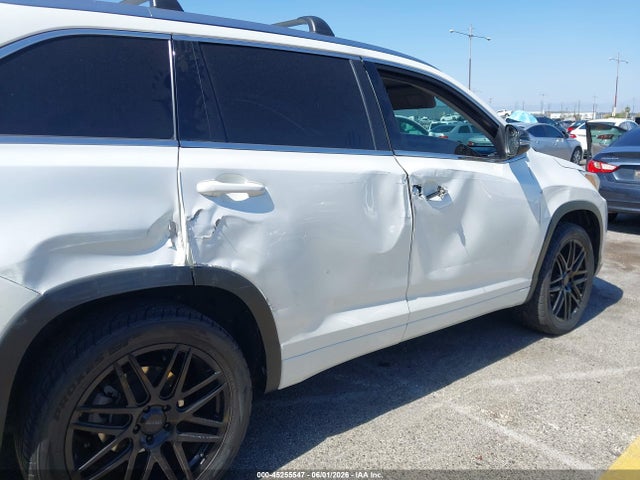 Toyota Highlander Xle 2018 5TDKZRFH3JS281967 Image 6