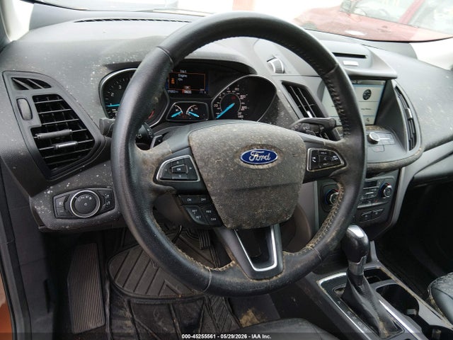 1FMCU9GD5HUC56990 Ford ESCAPE SE