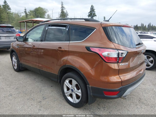 1FMCU9GD5HUC56990 Ford ESCAPE SE
