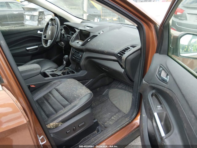 1FMCU9GD5HUC56990 Ford ESCAPE SE