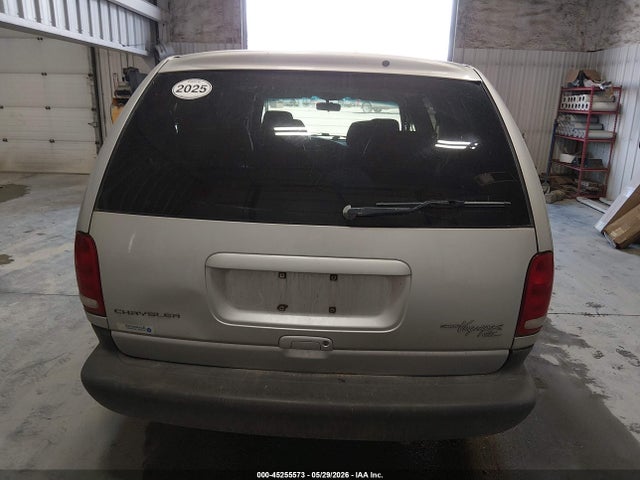 Продаж на аукціоні авто 2000 Chrysler Grand Voyager Se, vin: 1C4GJ44GXYB747390, номер лоту: 45255573