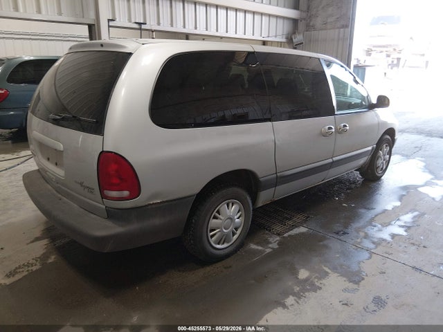 Продаж на аукціоні авто 2000 Chrysler Grand Voyager Se, vin: 1C4GJ44GXYB747390, номер лоту: 45255573