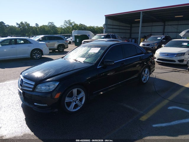 2011 Mercedes-benz C 300 Sport მანქანა იყიდება აუქციონზე, vin: WDDGF5EB7BR178674, აუქციონის ნომერი: 45255582