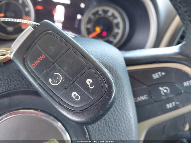 Jeep Cherokee Limited 2015 1C4PJMDS8FW752033 Image 11