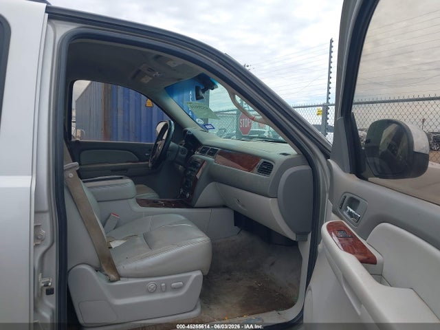 45255614 :رقم المزاد ، 1GNFC33039R166950 vin ، 2009 Chevrolet Tahoe Ltz مزاد بيع