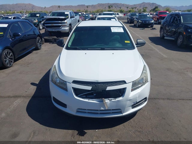 1G1PA5SG9E7205455 Chevrolet Cruze Ls Auto