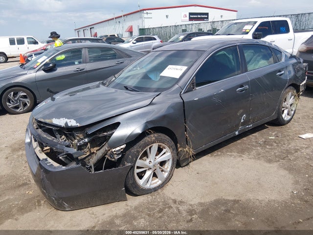 Nissan Altima 2.5 Sv 2015 1N4AL3AP6FC179022 Image 2