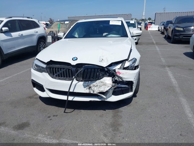 WBAJE5C5XJWA96583 BMW 540I