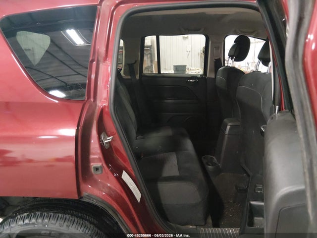 2014 Jeep Compass Sport მანქანა იყიდება აუქციონზე, vin: 1C4NJDBB0ED569505, აუქციონის ნომერი: 45255666