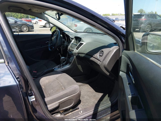 Продажа на аукционе авто 2015 Chevrolet Cruze 1lt Auto, vin: 1G1PC5SB8F7178927, номер лота: 45255675