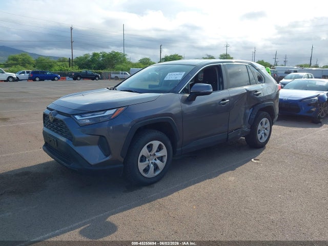 Toyota RAV4 LE 2023 JTMK1RFV2PD096438 Image 2