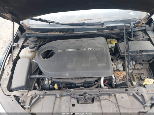 45255705 :رقم المزاد ، 1C3CCCAG1FN731666 vin ، 2015 Chrysler 200 Limited مزاد بيع