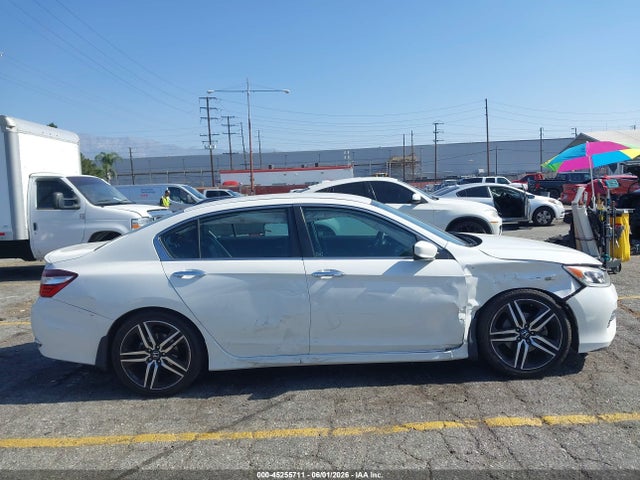Продажа на аукционе авто 2017 Honda Accord Sport, vin: 1HGCR2F52HA208910, номер лота: 45255711