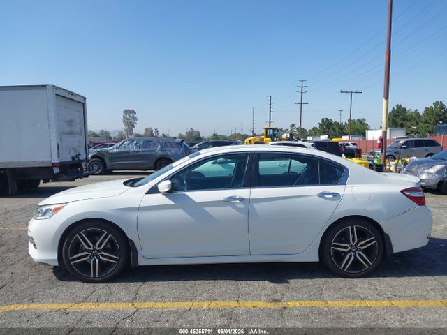 Продажа на аукционе авто 2017 Honda Accord Sport, vin: 1HGCR2F52HA208910, номер лота: 45255711