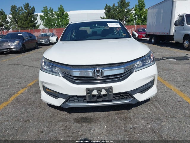 Продажа на аукционе авто 2017 Honda Accord Sport, vin: 1HGCR2F52HA208910, номер лота: 45255711