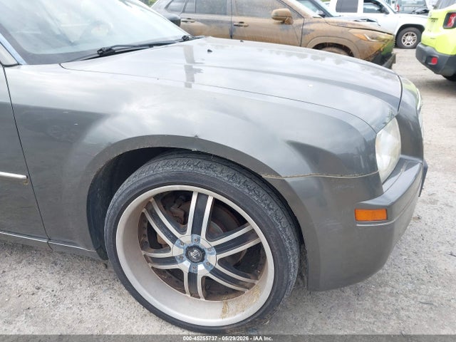 2009 Chrysler 300 Lx მანქანა იყიდება აუქციონზე, vin: 2C3LA43D89H588937, აუქციონის ნომერი: 45255737