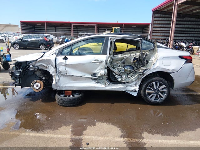 3N1CN8EV5LL827021 Nissan Versa Sv Xtronic Cvt