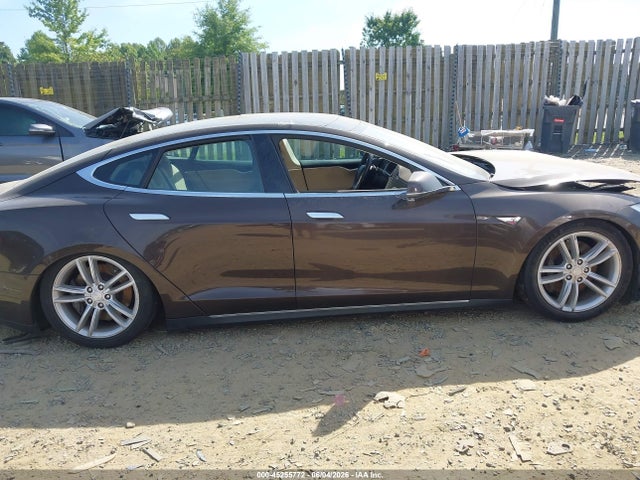 Продаж на аукціоні авто 2013 Tesla Model S, vin: 5YJSA1DG5DFP04978, номер лоту: 45255772