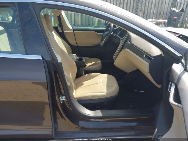 Продаж на аукціоні авто 2013 Tesla Model S, vin: 5YJSA1DG5DFP04978, номер лоту: 45255772