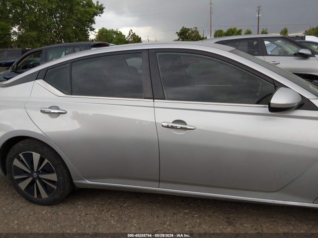 1N4BL4DV5NN380272 Nissan Altima Sv Fwd