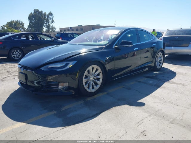 2017 Tesla Model S 60/75 მანქანა იყიდება აუქციონზე, vin: 5YJSA1E14HF214161, აუქციონის ნომერი: 45255799