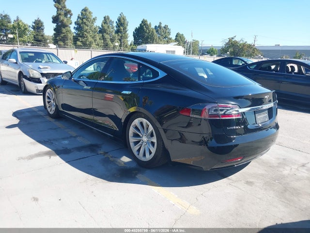 2017 Tesla Model S 60/75 მანქანა იყიდება აუქციონზე, vin: 5YJSA1E14HF214161, აუქციონის ნომერი: 45255799