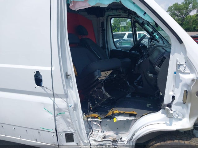 Продажа на аукционе авто 2023 Ram Promaster 1500 Low Roof 136 Wb, vin: 3C6LRVAG3PE563323, номер лота: 45255801