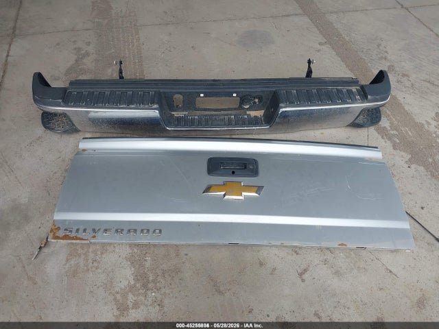 1GC1KUEG4GF198049 Chevrolet Silverado 2500hd Wt