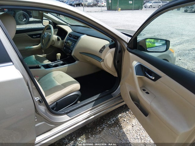 Продажа на аукционе авто 2015 Nissan Altima 2.5 S, vin: 1N4AL3AP3FN916116, номер лота: 45255865