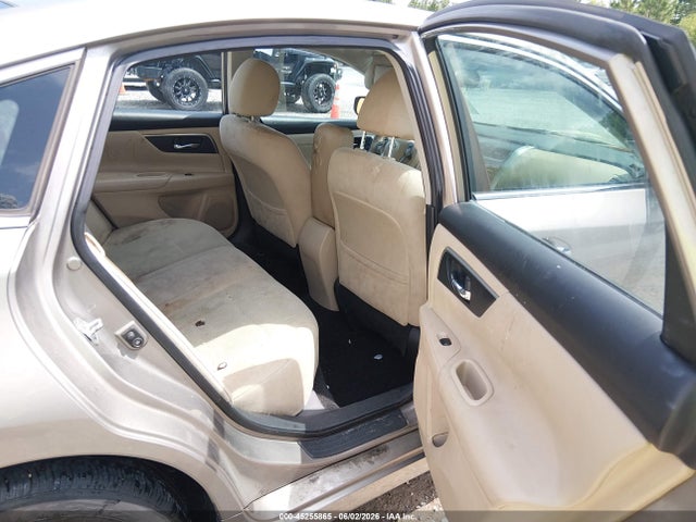 Продажа на аукционе авто 2015 Nissan Altima 2.5 S, vin: 1N4AL3AP3FN916116, номер лота: 45255865
