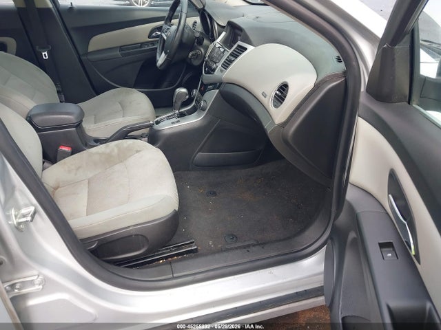45255892 :رقم المزاد ، 1G1PC5SB2E7239073 vin ، 2014 Chevrolet Cruze 1lt Auto مزاد بيع