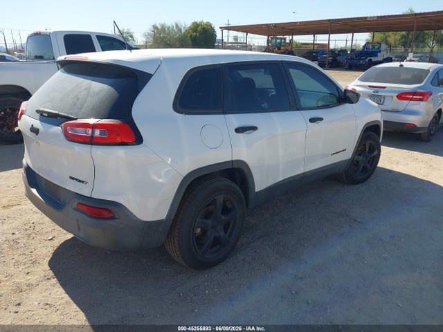 1C4PJLAB0EW163944 Jeep Cherokee Sport