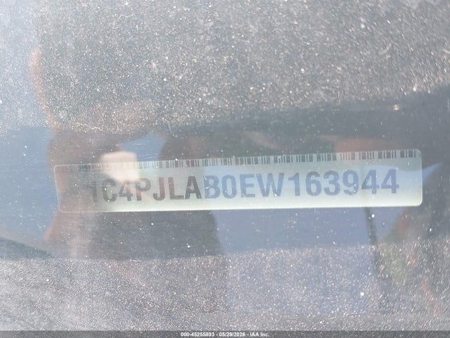 1C4PJLAB0EW163944 Jeep Cherokee Sport