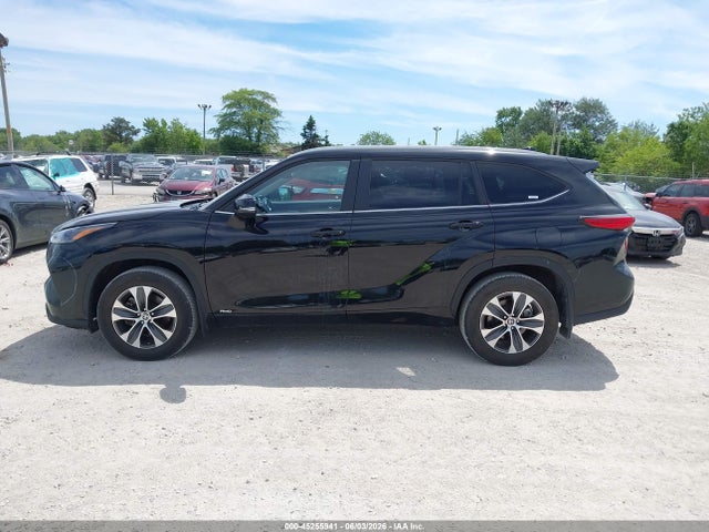 Продаж на аукціоні авто 2023 Toyota Highlander Hybrid Xle, vin: 5TDKBRCH1PS113312, номер лоту: 45255941