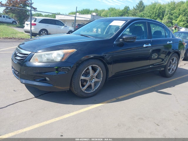 45256021 :رقم المزاد ، 1HGCP3F85CA015584 vin ، 2012 Honda Accord 3.5 Ex-l مزاد بيع