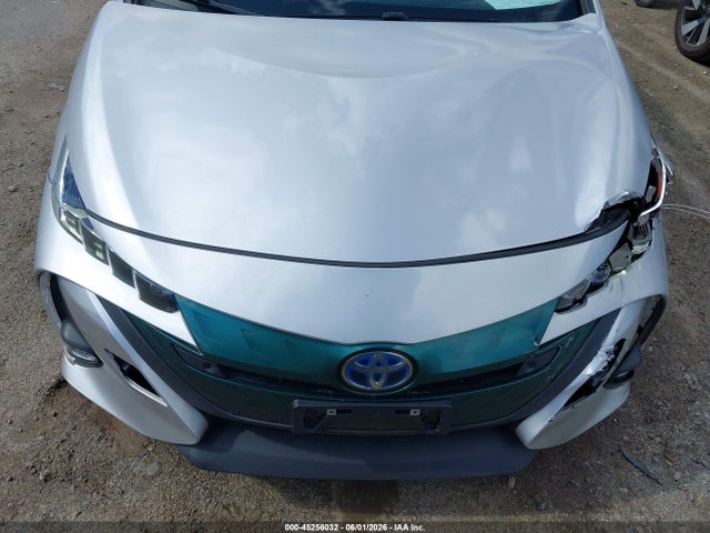 Toyota Prius Prime Advanced 2017 JTDKARFP3H3034748 Image 6