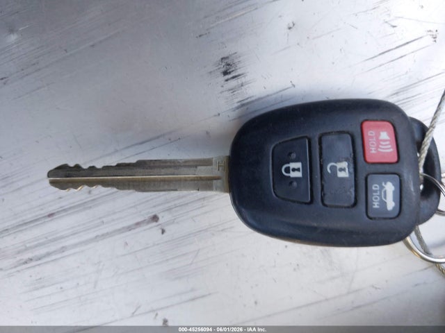 5YFBURHE2HP661483 Toyota COROLLA LE