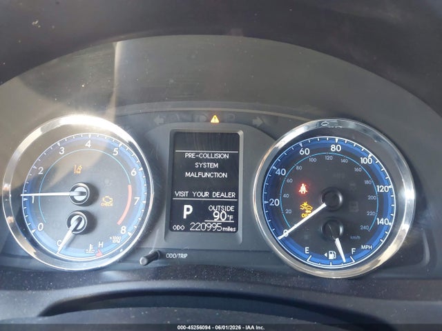 5YFBURHE2HP661483 Toyota COROLLA LE