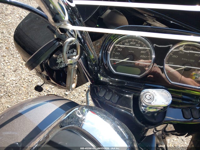 Harley-Davidson FLTRXS 2023 1HD1KTP18PB600826 Image 11
