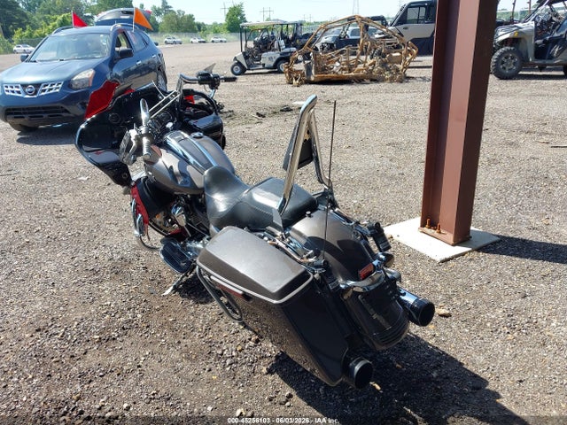 Harley-Davidson FLTRXS 2023 1HD1KTP18PB600826 Image 4